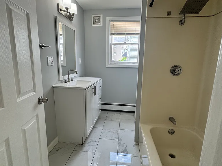 159 Harrison St #1 — Photo 3