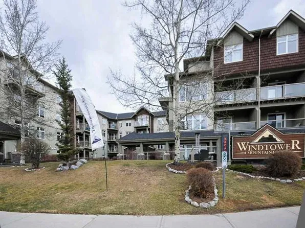 160 S Kananaskis Way #307, Canmore, AB T1W 3E2