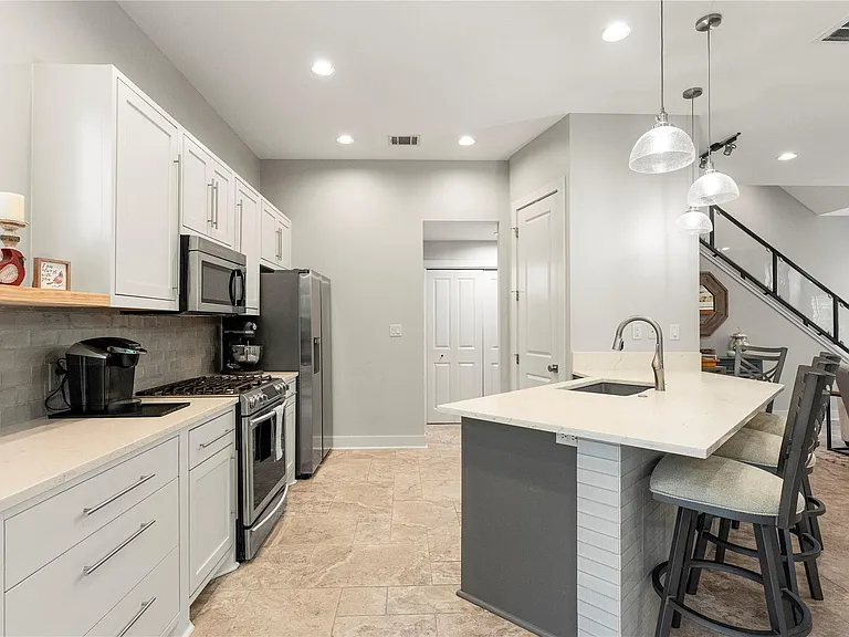3814 Ridgelea Dr #A — Photo 14