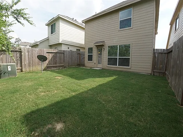 15458 Bammel Oaks Ct — Photo 13