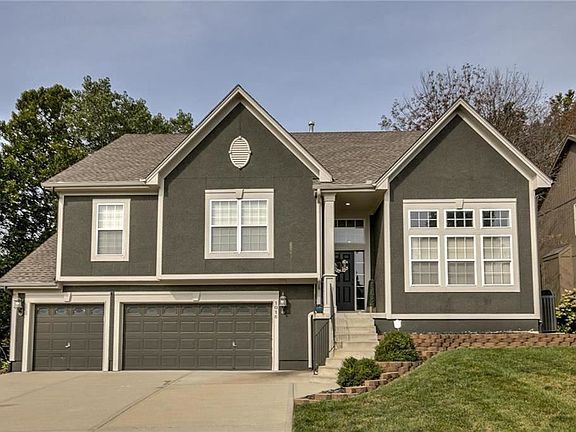 2nd image of 1016 Redwood Ln