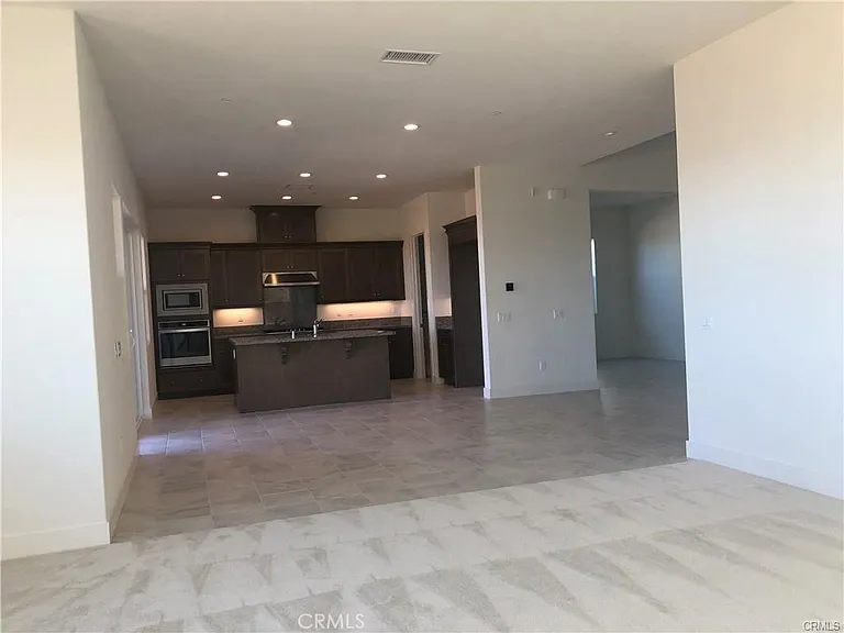 19042 Martino Ct — Photo 6