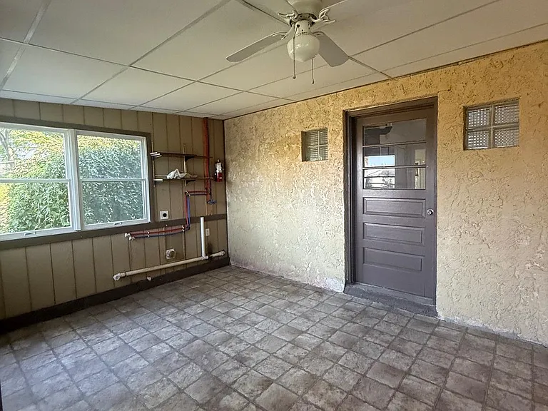 413 Goat Hill Rd — Photo 14