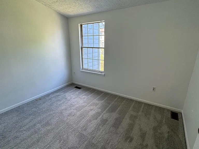 9730 Red Clover Ct — Photo 19
