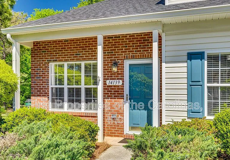 14139 Tranters Creek Ln — Photo 2