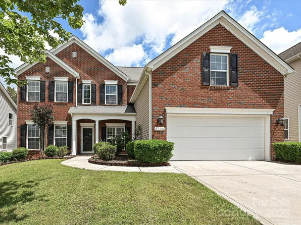 9700 Ravenscroft Ln NW, Concord, NC 28027