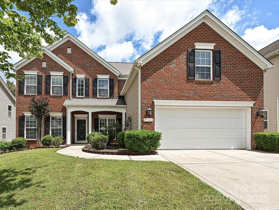 9700 Ravenscroft Ln NW, Concord, NC 28027