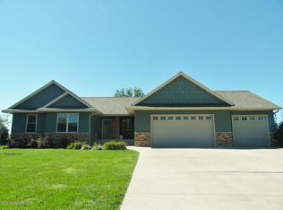1113 9th Cir NW, Waseca, MN 56093