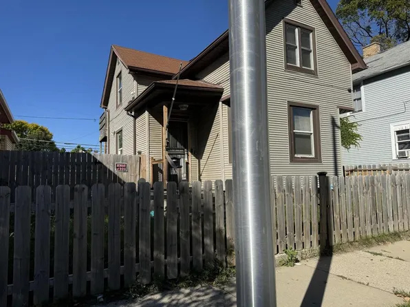 1558 Packard AVENUE, Racine, WI 53403