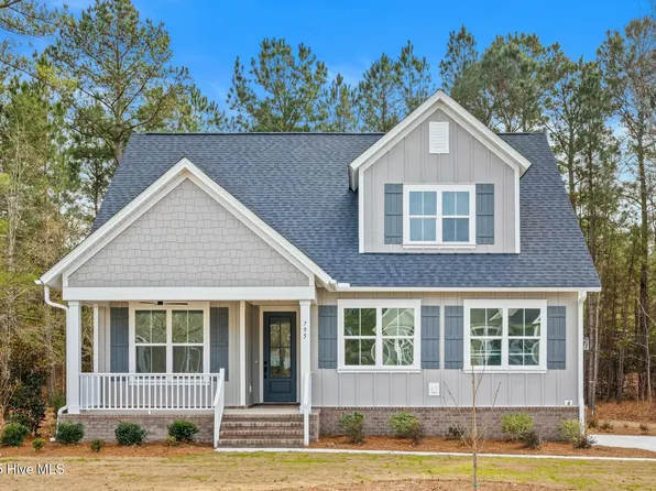 795 Breezewood Drive SE, Bolivia, NC 28422