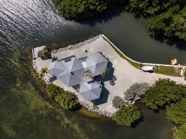 10987 County Road 905, Key Largo, FL 33037