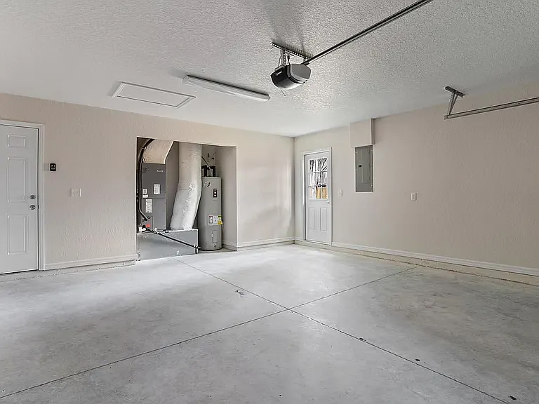 8399 Keesler St — Photo 5
