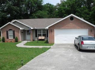 425 Glenns Lea, Sevierville, TN 37876