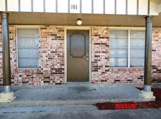 1400 N Saint Marys St #87-98-101, Beeville, TX 78102