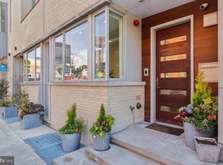 207 S 22nd St, Philadelphia, PA 19103