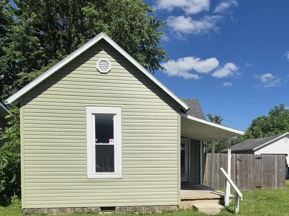 625 N Broadway St, Albany, IN 47320