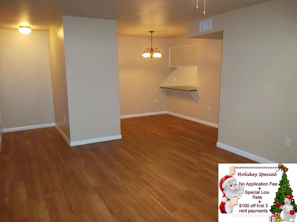 living room / dining area