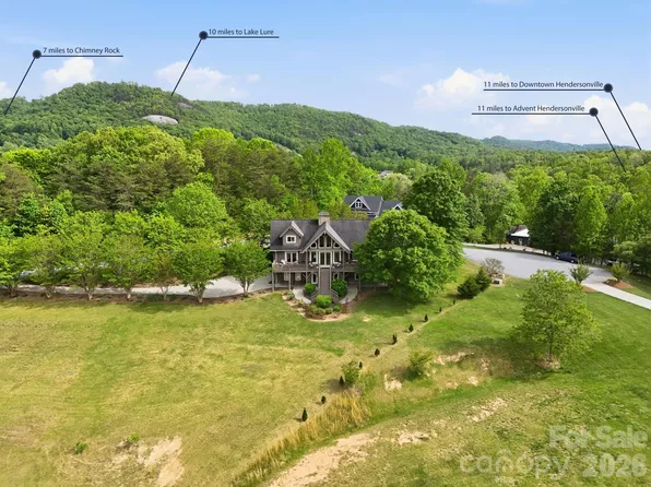 112 Sunny Morning Ct, Hendersonville, NC 28792
