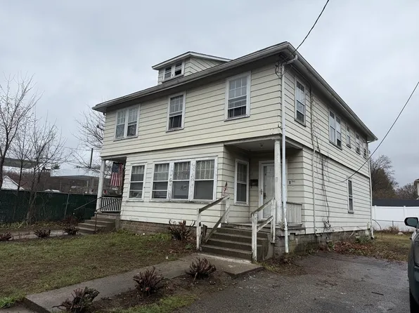 6 Eight South St, Stoneham, MA 02180