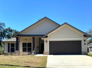 1758 Tate Rd, Cantonment, FL 32533