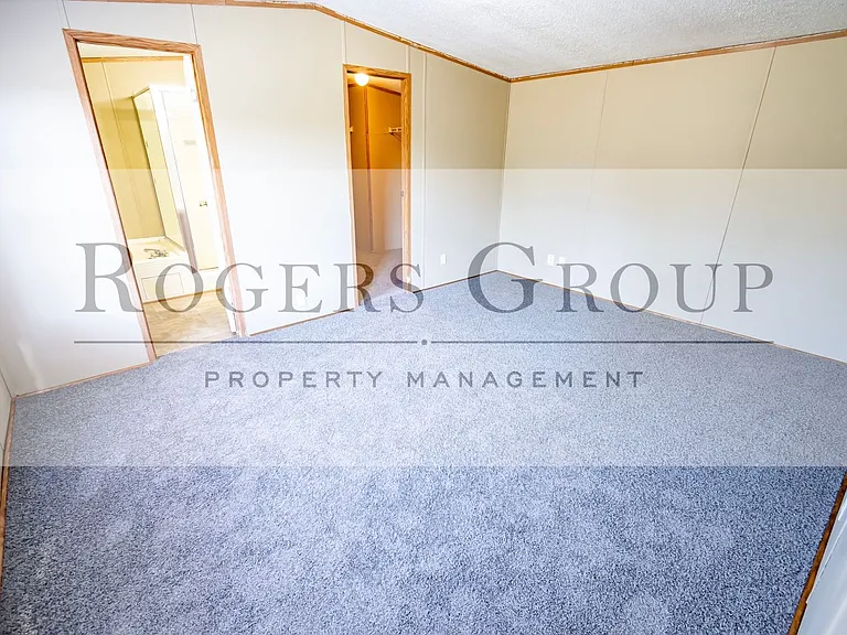 333 Woodlief Rd — Photo 4