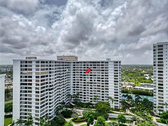 2nd image of 600 THREE ISLANDS Boulevard #1418
