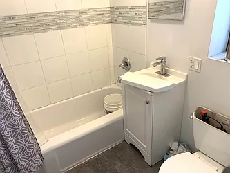 Rented by Tapiro Realty