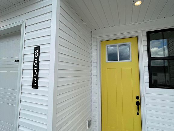 2nd image of 8833 Chapman Trace Way