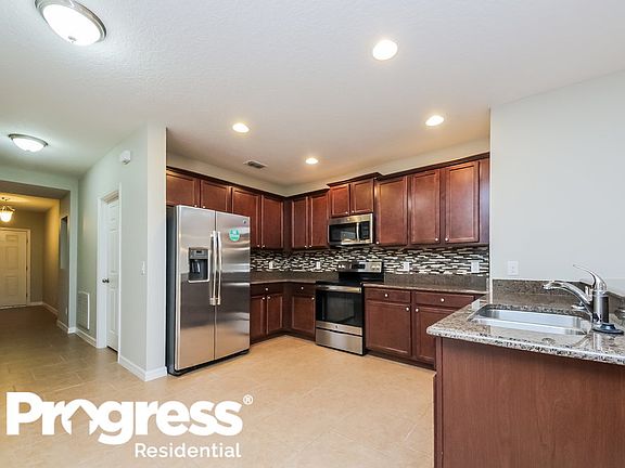 5th image of 668 Black Eagle Dr