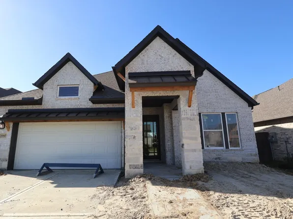 11847 Sawgrass Dr, Mont Belvieu, TX 77523