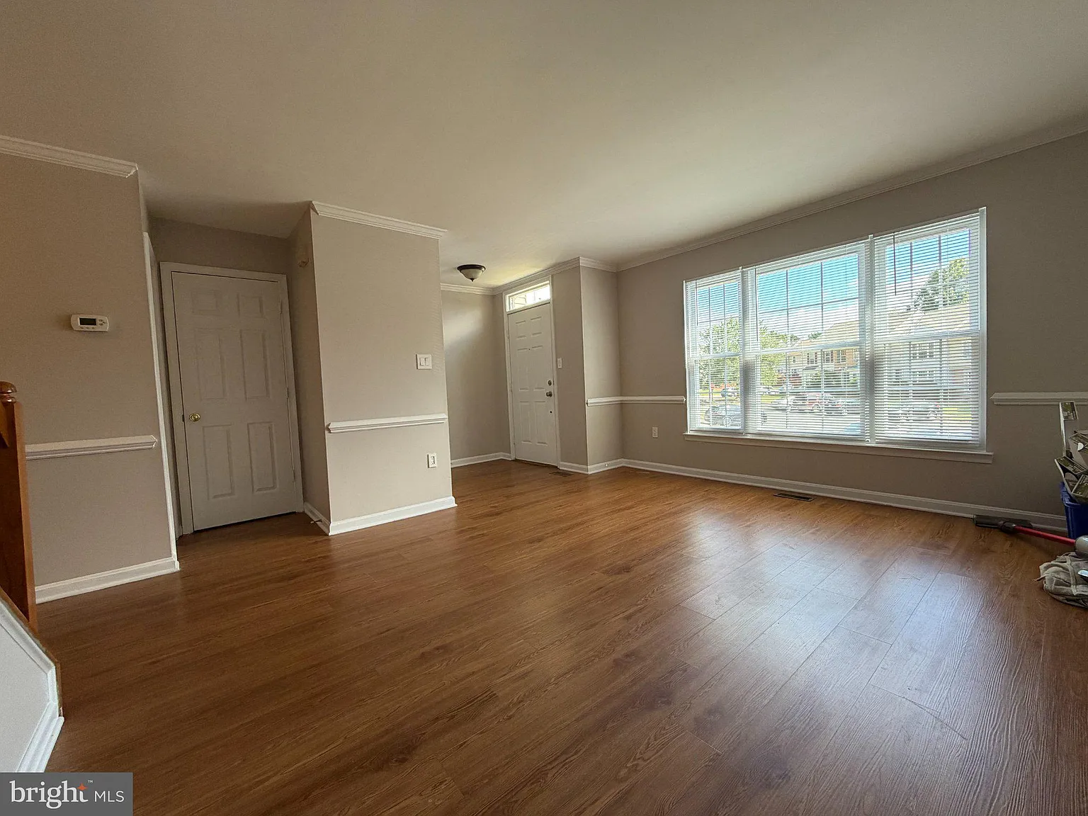 3 bed, 2.5 bath, 1874 sqft, $2,950 — Photo 3