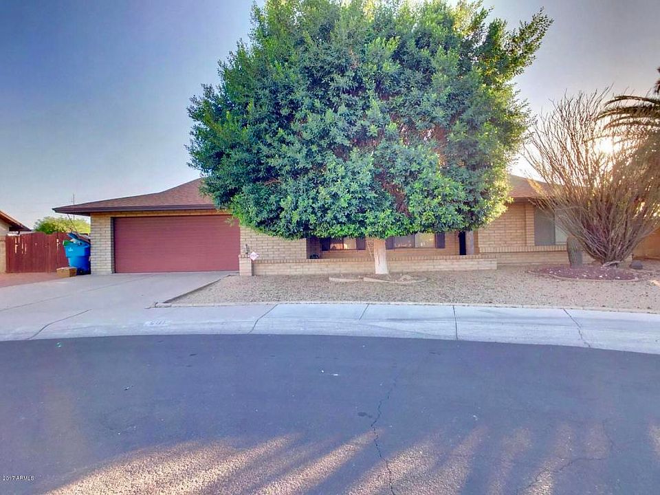 1st image of 901 E Rosemonte Dr