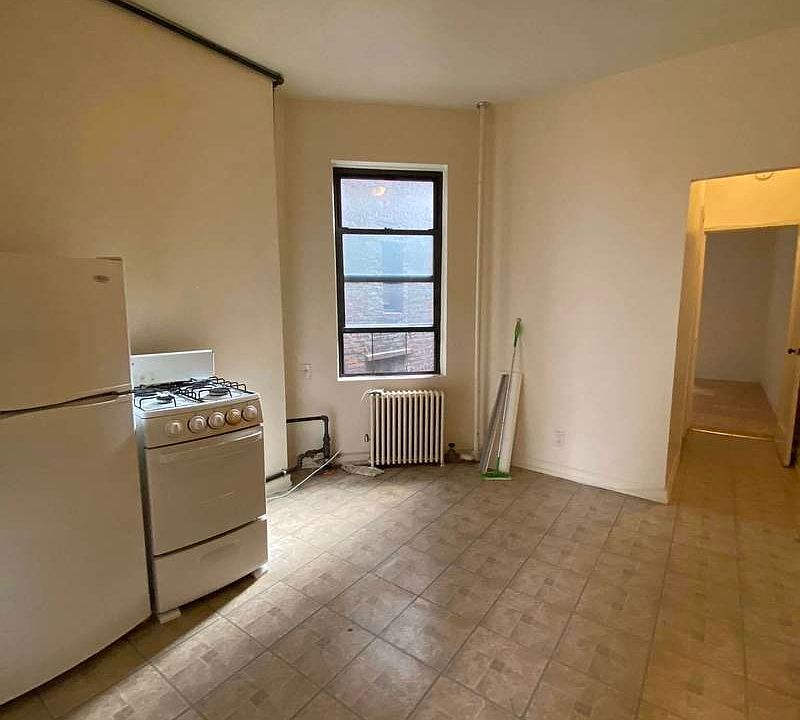 1st image of 344 E 62nd St #5A