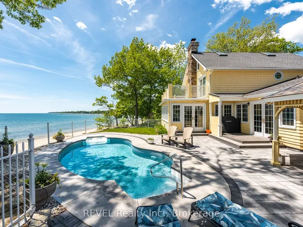 3091 Thunder Bay Rd, Fort Erie, ON L0S 1N0