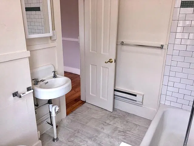 2 bed, $3,500 — Photo 3