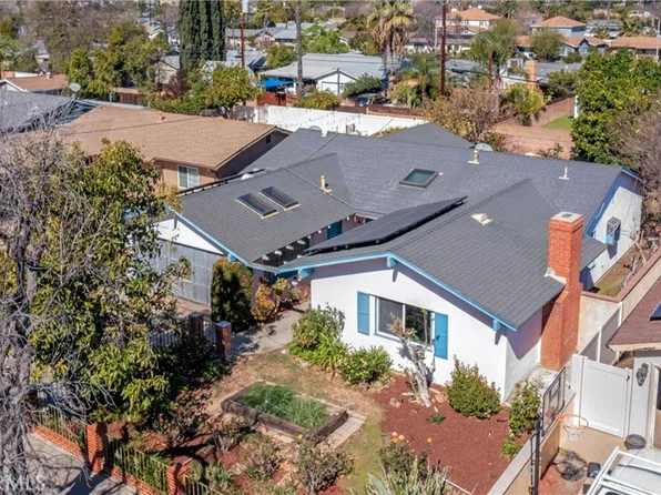 23409 Friar St, Woodland Hills, CA 91367