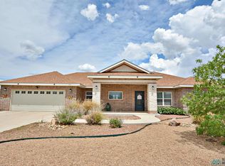 1219 Oakwood Cir, Portales, NM 88130