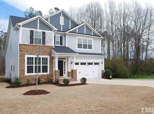 659 Apalachia Lake Dr, Fuquay Varina, NC 27526