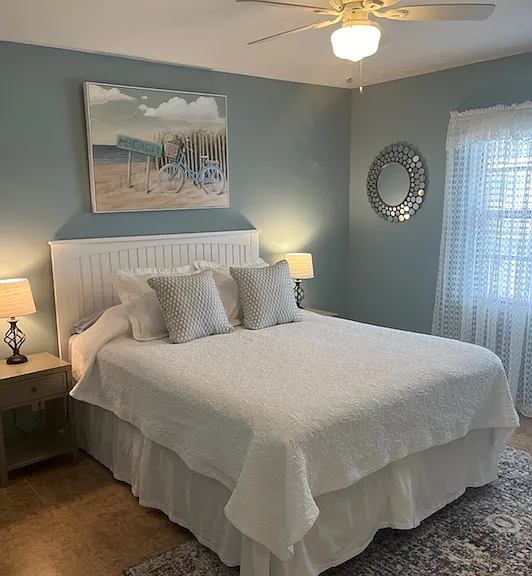 Guest bedroom
