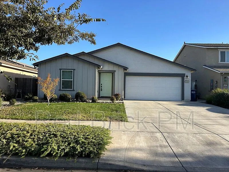 626 Heitz Ct