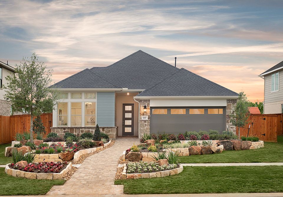Model Home Now Selling Starling Plan