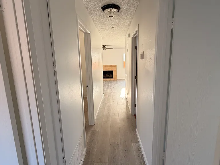 928 Gunner St — Photo 13
