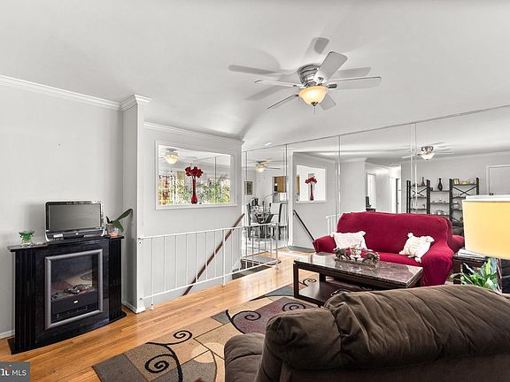 4th image of 3907 Bishopmill Pl