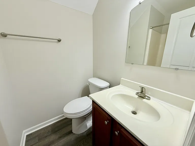 335Upstairsbath1_07012026