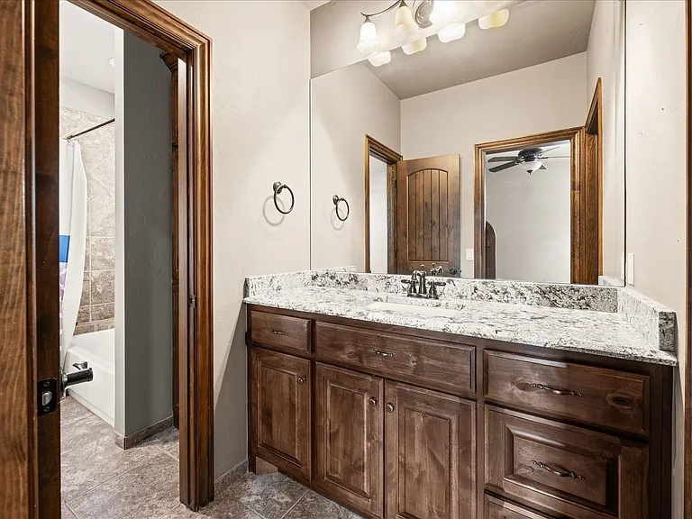 2708 Cattle Dr — Photo 28