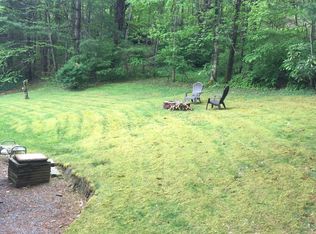 33 Big Spruce Ln, Waynesville, NC 28786