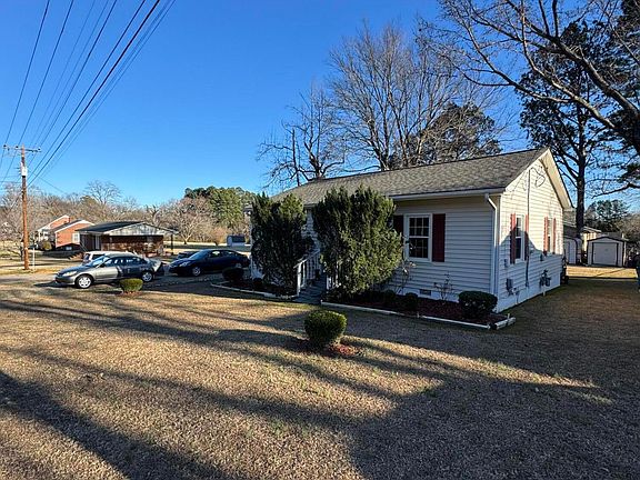 2nd image of 501 Sunset Ave
