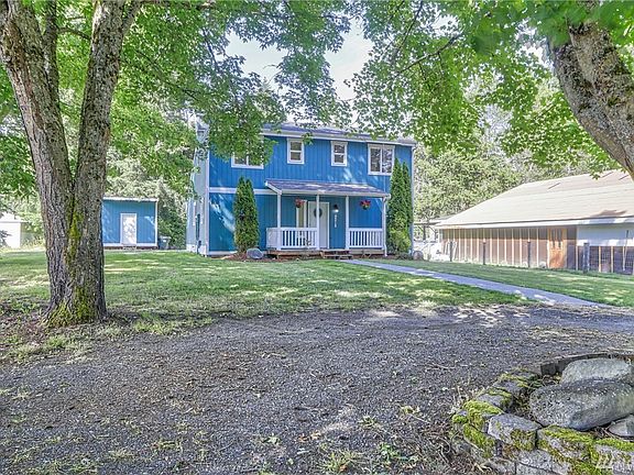 5th image of 9218 Almond Ct SE