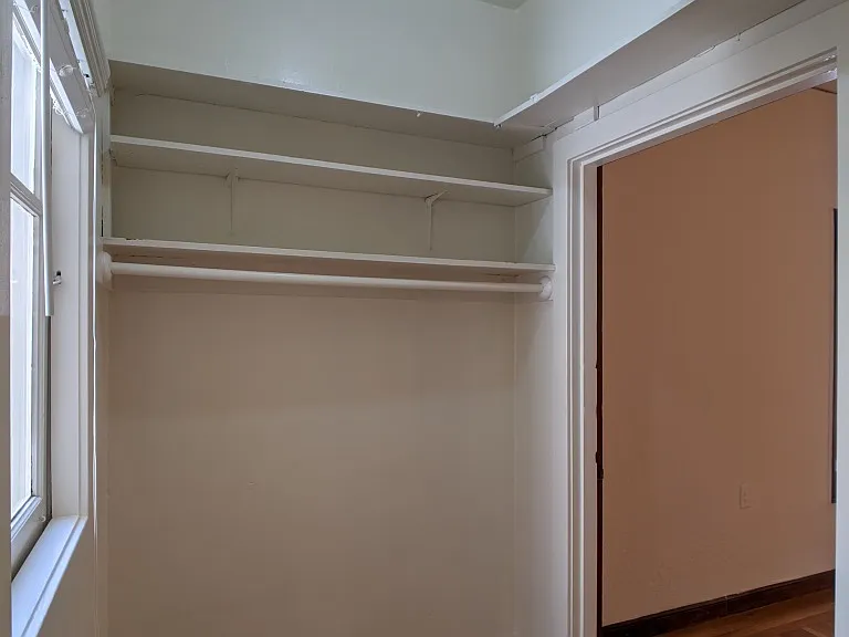 2427 Hilgard Ave — Photo 21