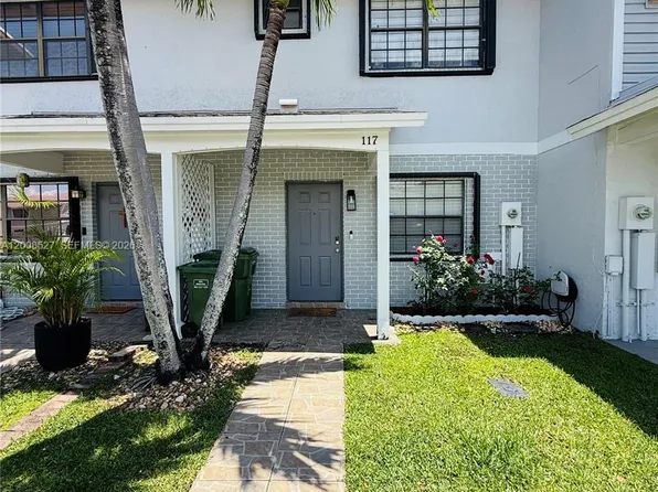 117 NW 106th Ave #117, Hollywood, FL 33026